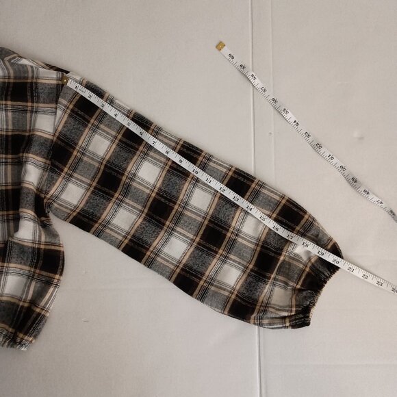 Hesperus Cropped Flannel Plaid Oversized Shirt Black Tan White Women’s Size L - Picture 12 of 16